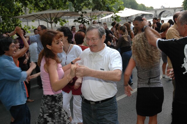 min 2006 08 08 paris plage 139